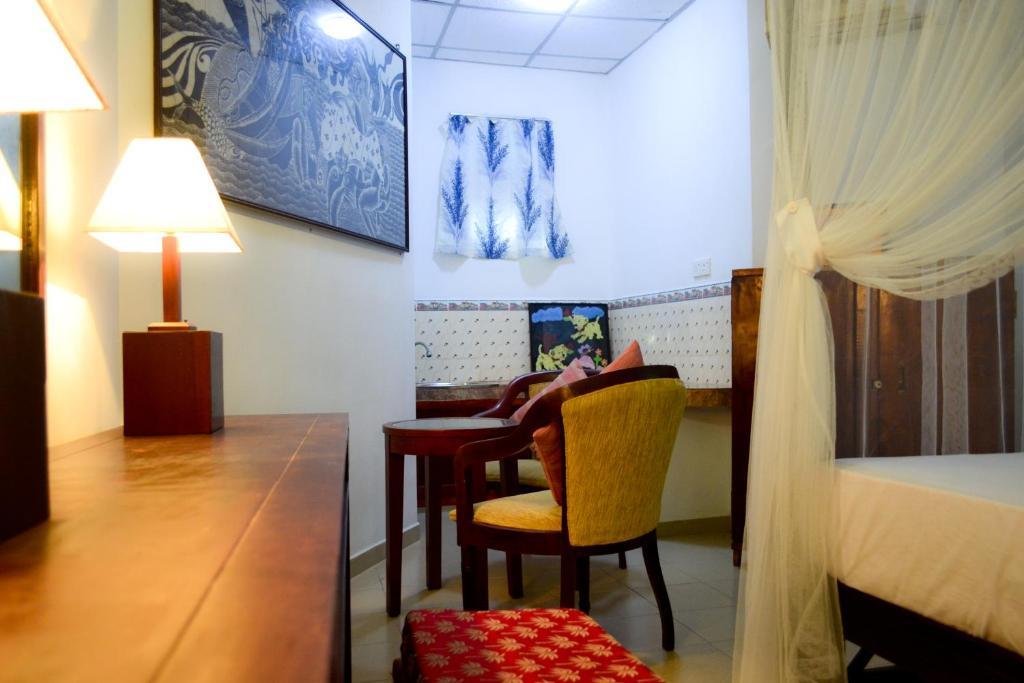 Hotel YKD Tourist Rest Hikkaduwa Zimmer foto