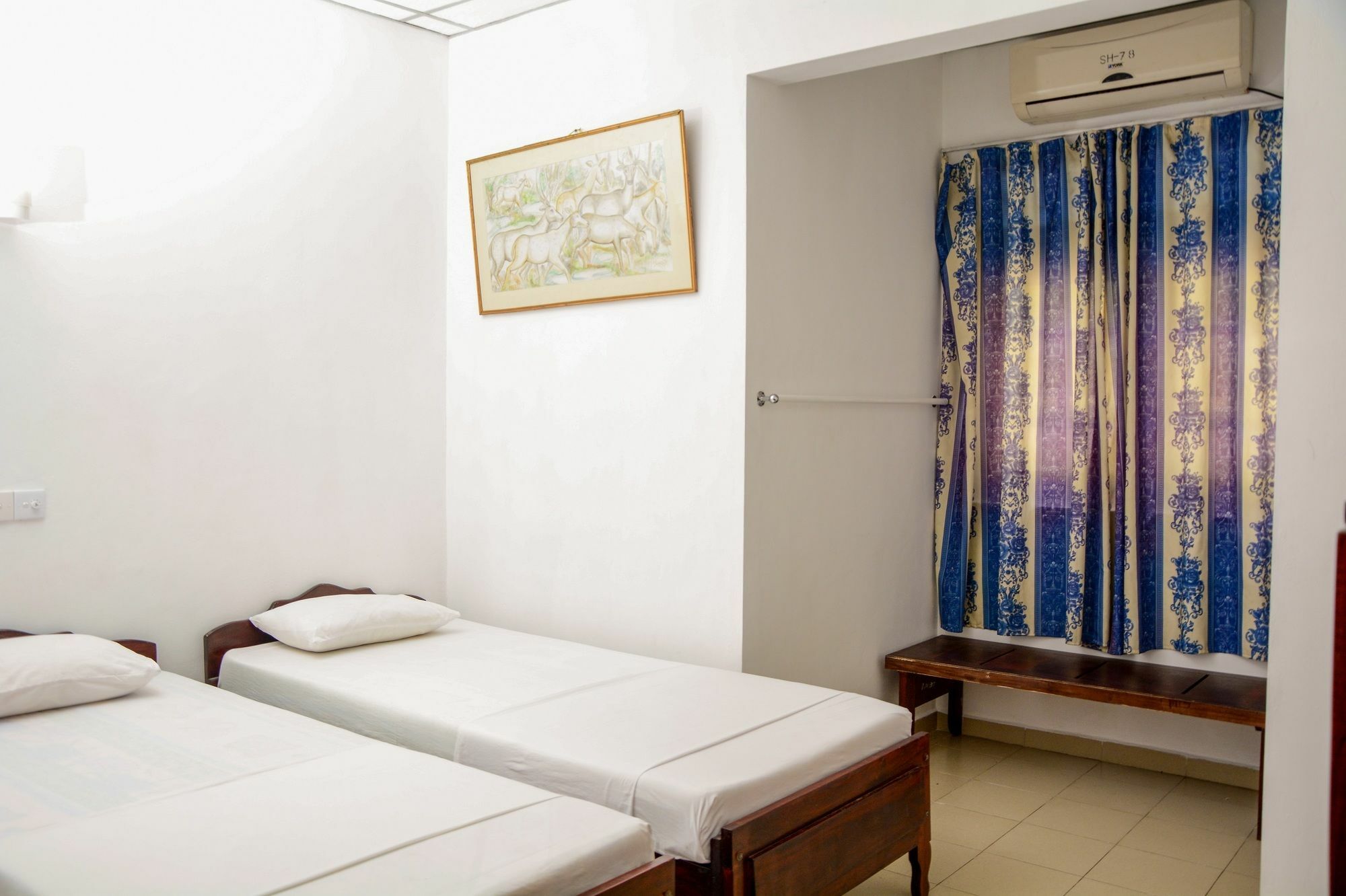 Hotel YKD Tourist Rest Hikkaduwa Exterior foto